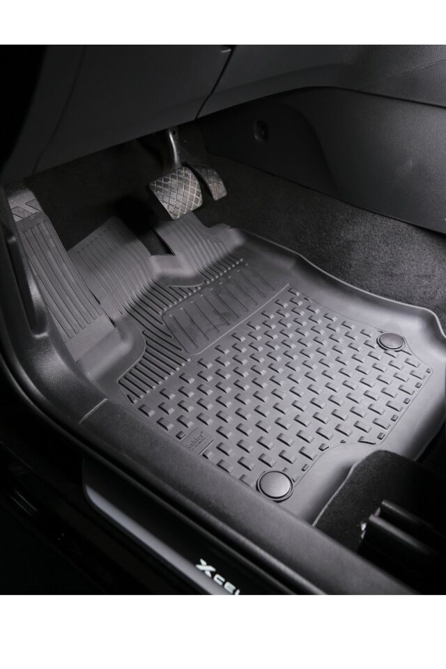 Ncar Seat Ateca 2017 + Uyumlu 4.5 D Havuzlu Paspas
