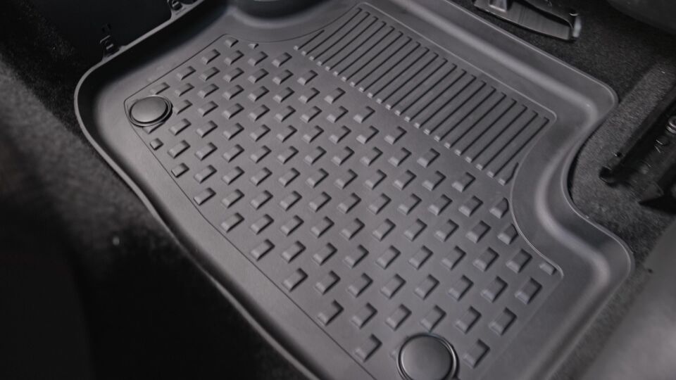 Ncar Seat Leon Plug-in Hybrit 2025 + Uyumlu 4.5 D Havuzlu Paspas